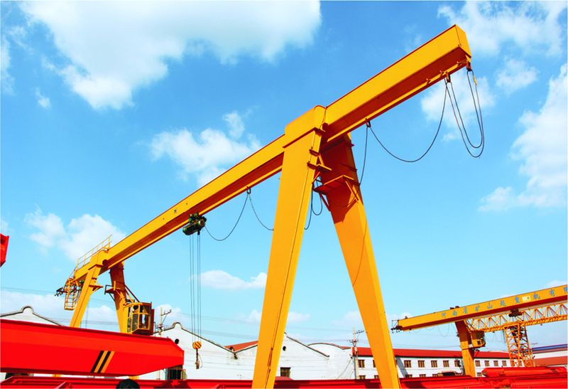 MH型電動(dòng)葫蘆門(mén)式起重機(jī)