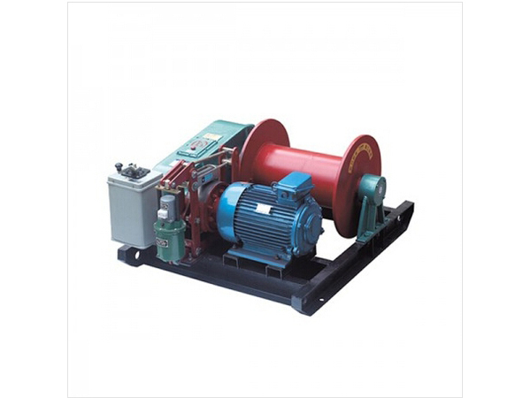 電控慢速卷?yè)P(yáng)機(jī) 2